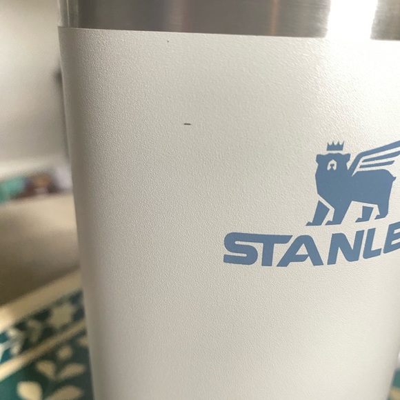 STANLEY 40 oz 2.0 - Picture 4 of 6